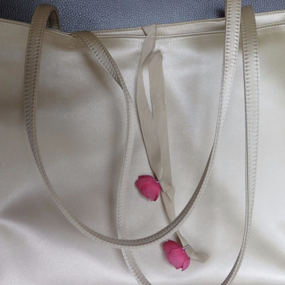 Nordstrom ☆ Satin Shoulder Bag - Picture 4 of 8